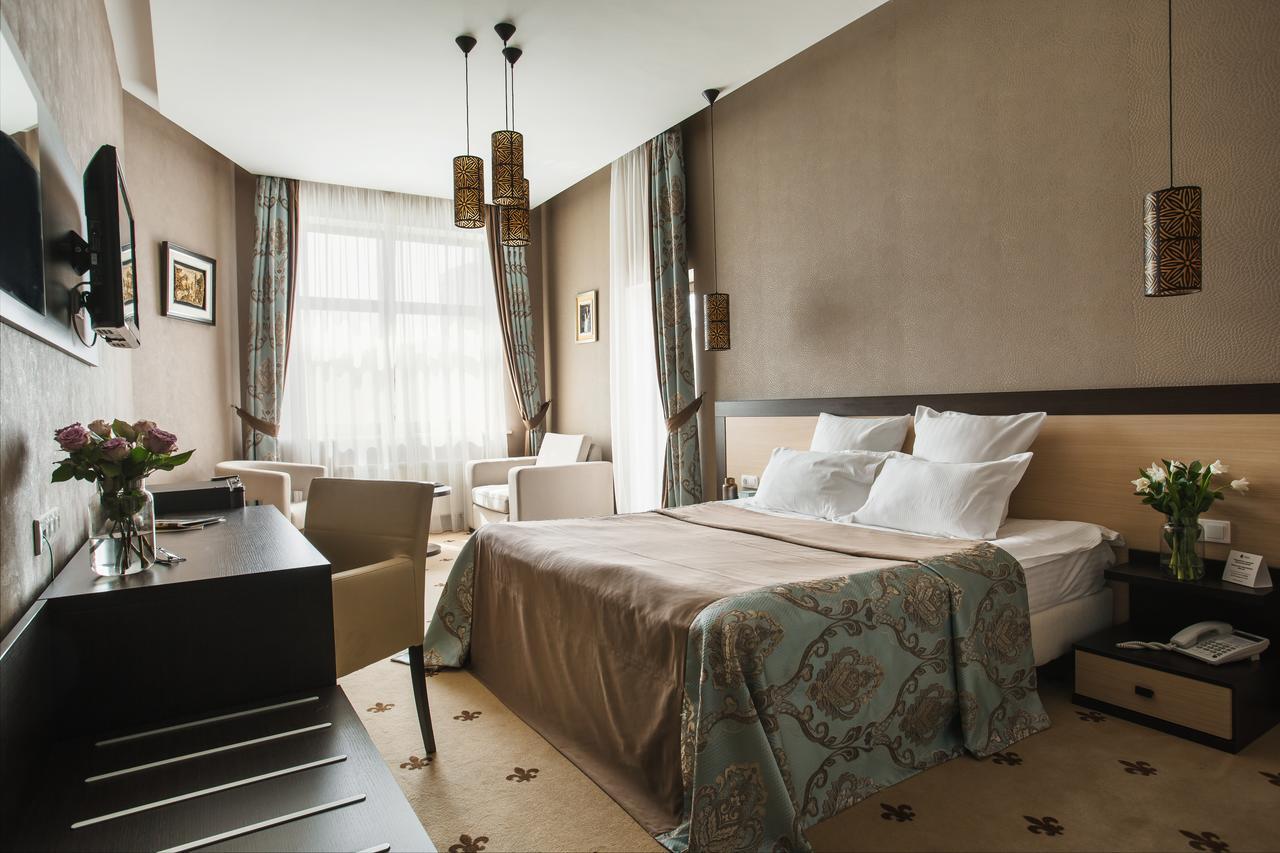 Ark Palace Hotel Odessa Buitenkant foto