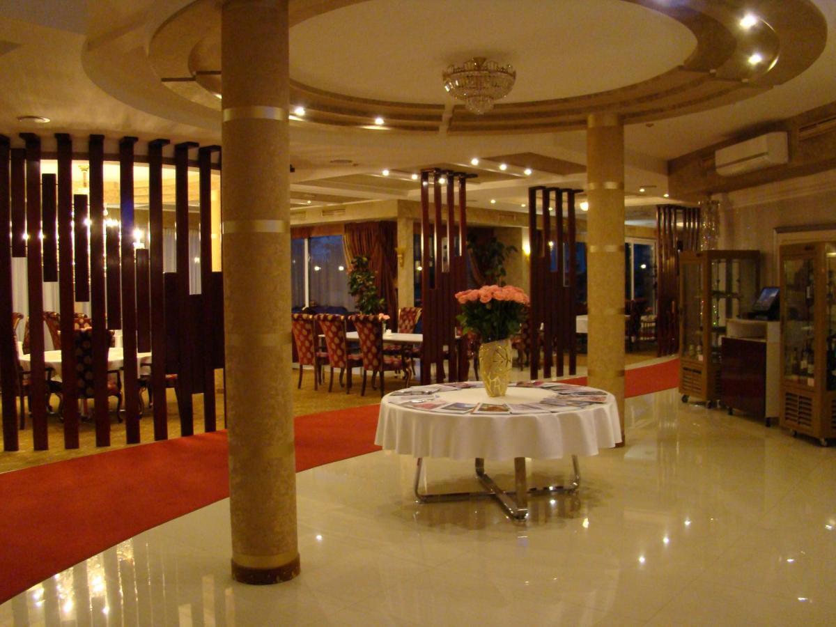 Ark Palace Hotel Odessa Buitenkant foto