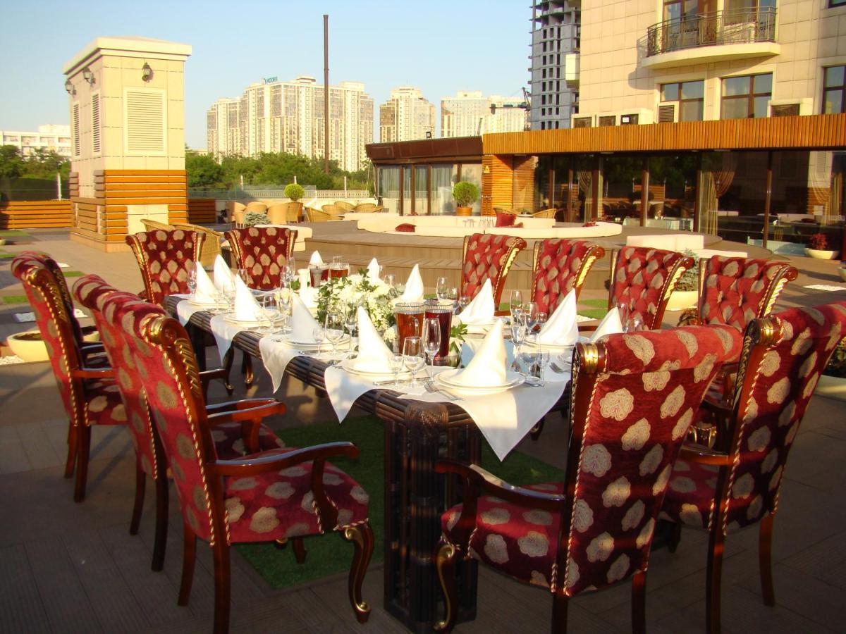 Ark Palace Hotel Odessa Buitenkant foto